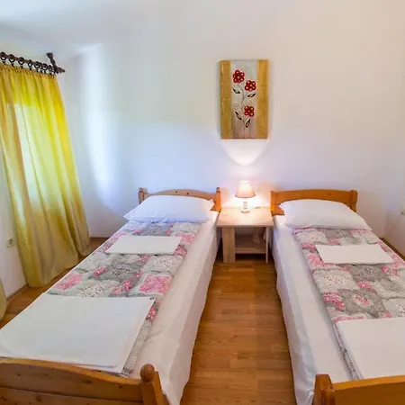 Villa Frida Luxury Beachfront